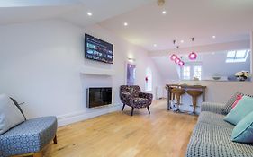 Cunsey, Penthouse Apartment Windermere